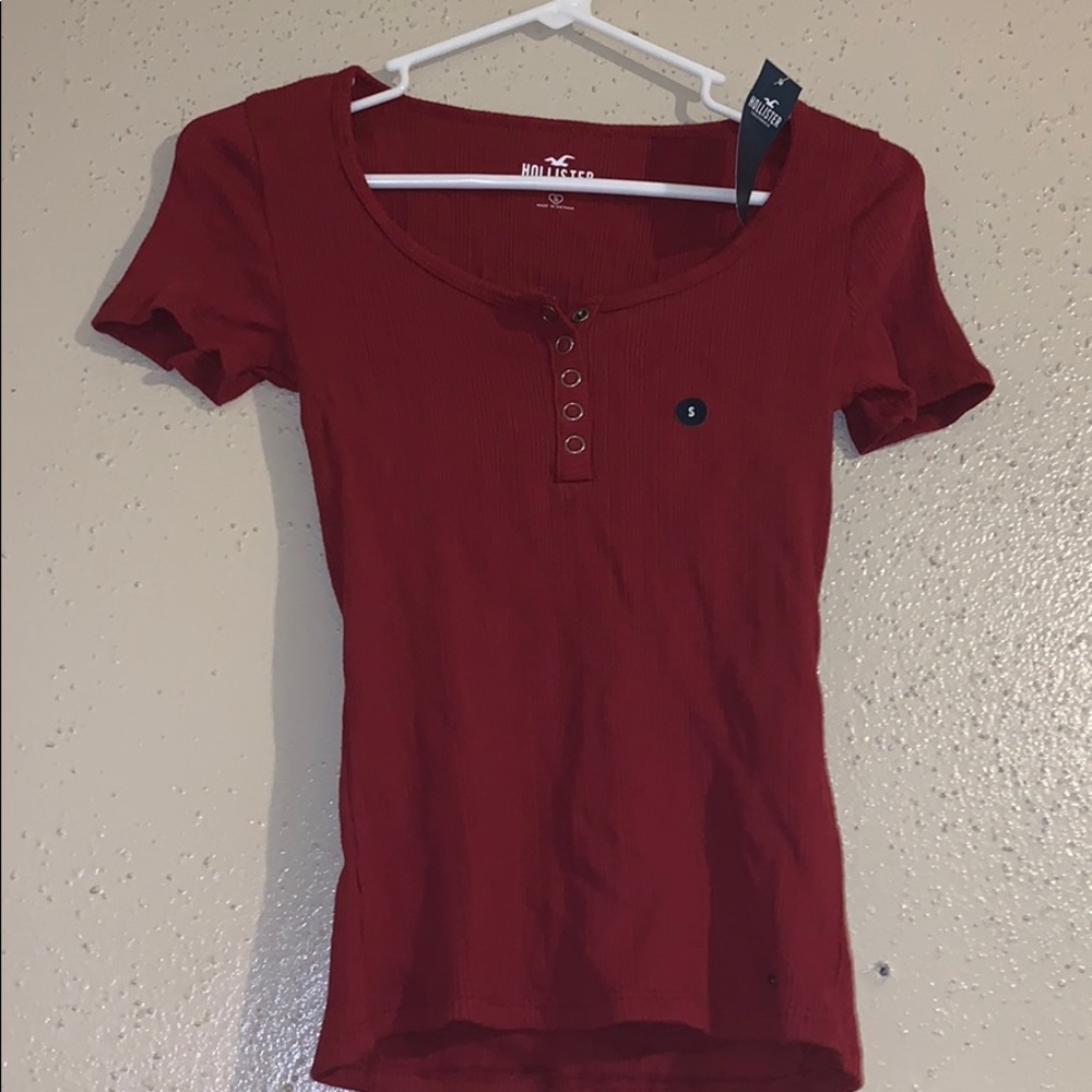A brand new hollister top